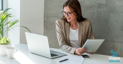 Come richiedere e rivendere documenti online ai tuoi clienti